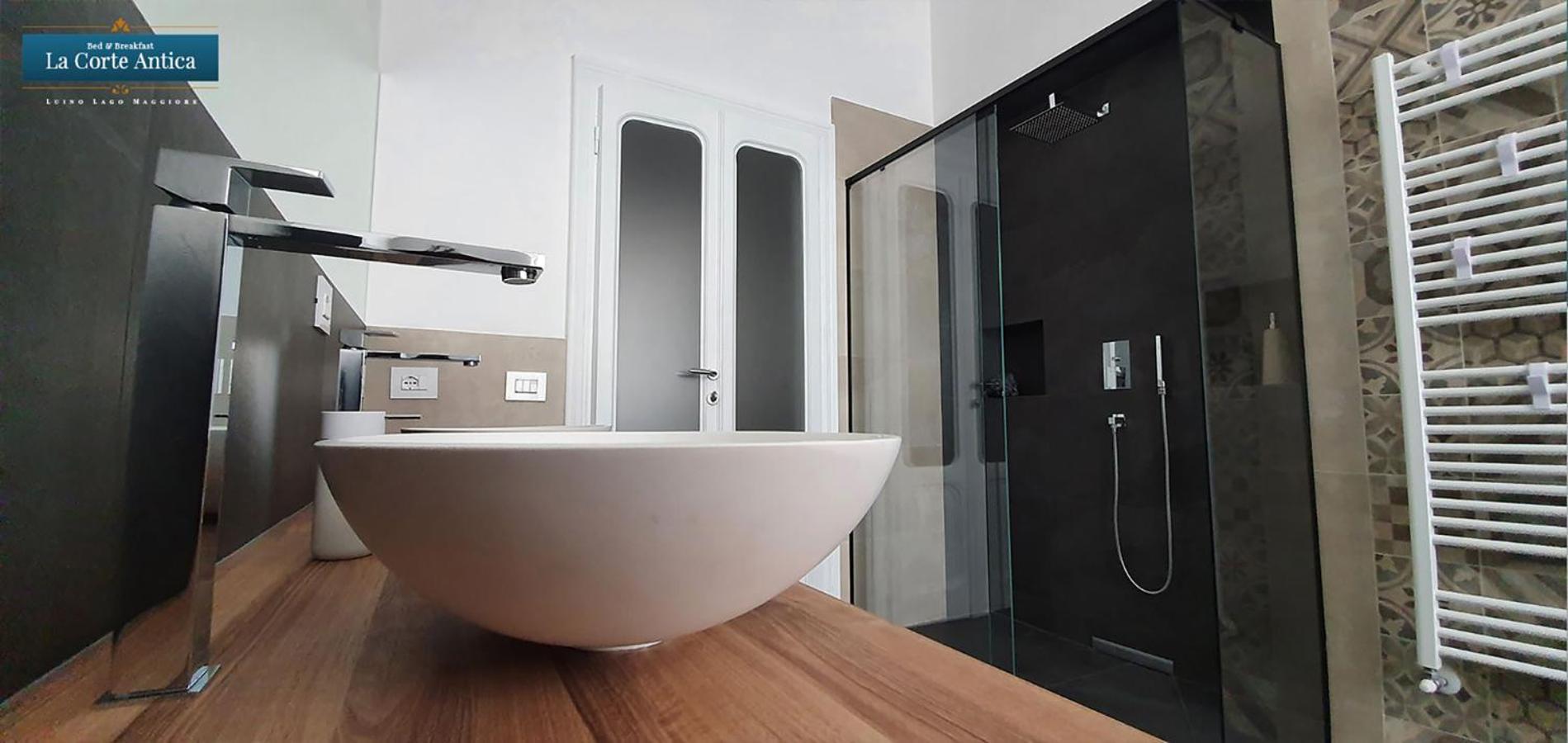 B&B La Corte Antica - Luino Lago Maggiore Ngoại thất bức ảnh